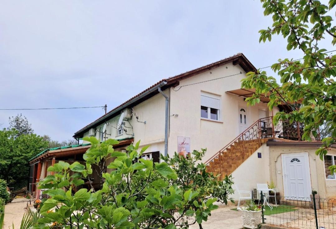 App & Beauty Loza Apartment Zambratija  Exterior photo
